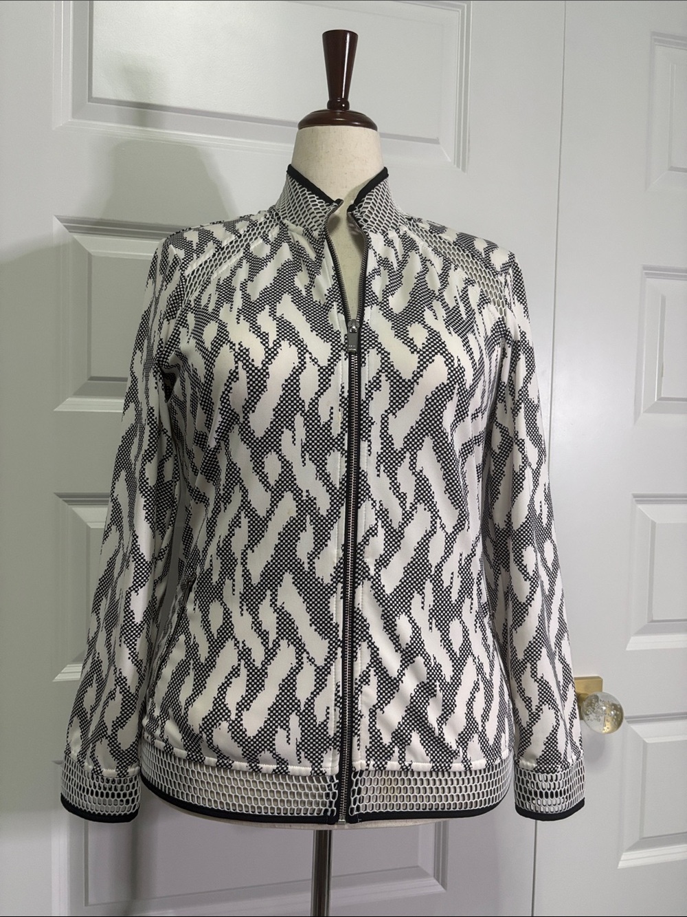 Tail Black and White Patterned Bomber Jacket